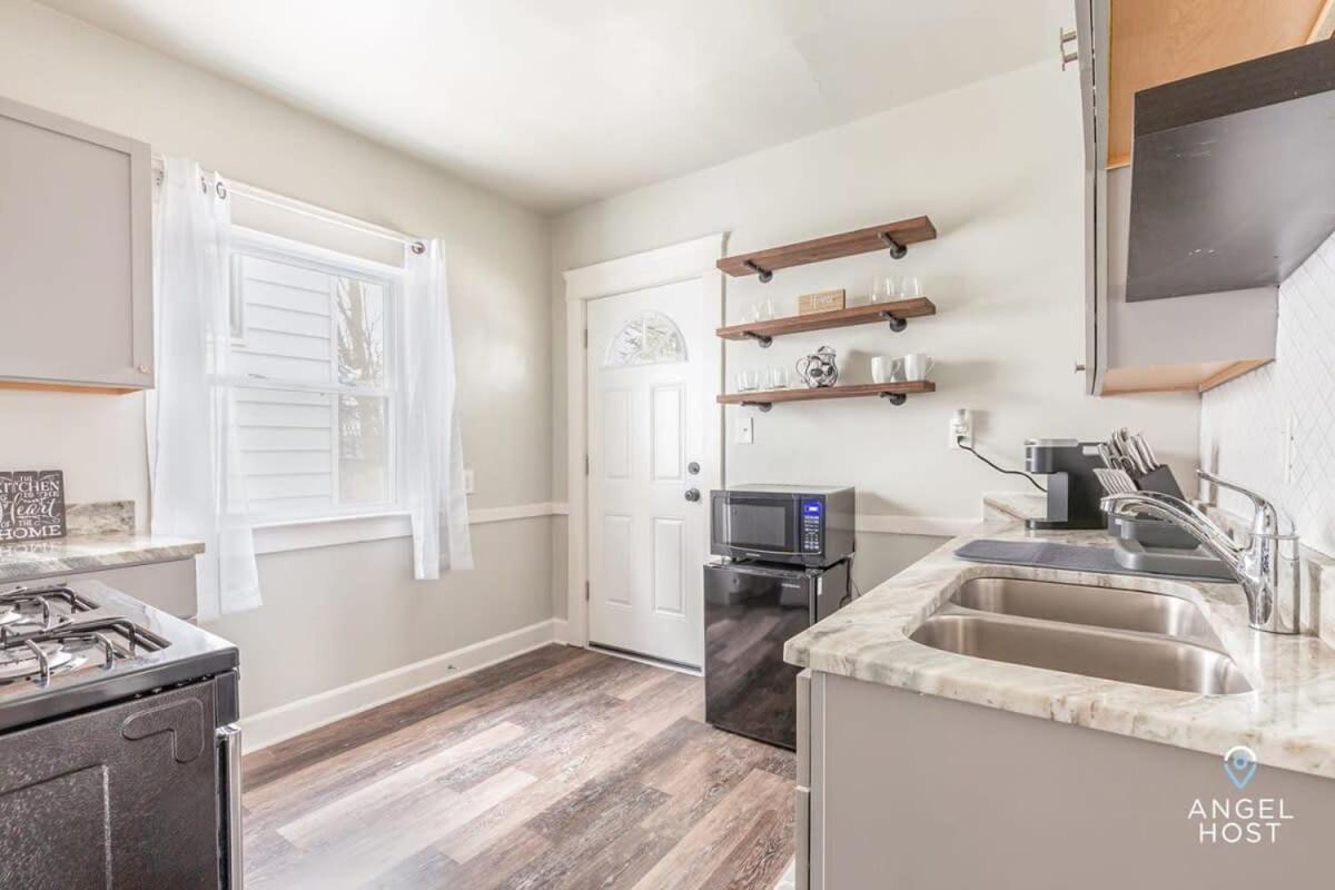 Newly Remodeled Apt, South Hills Old Brooklyn Area Cleveland Luaran gambar